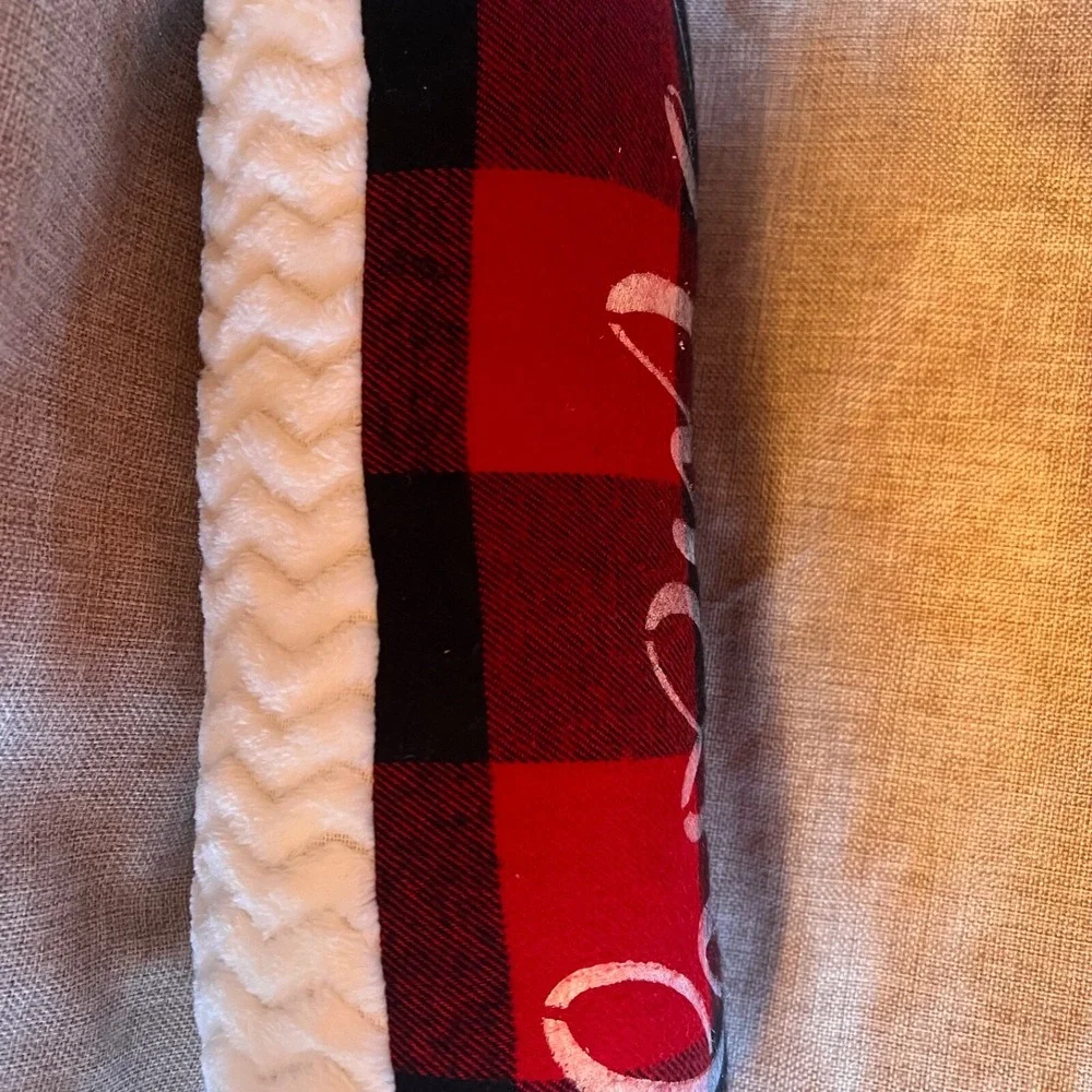 Black & Red Plaid Soft Chenille Christmas Pillow Home 17x 9